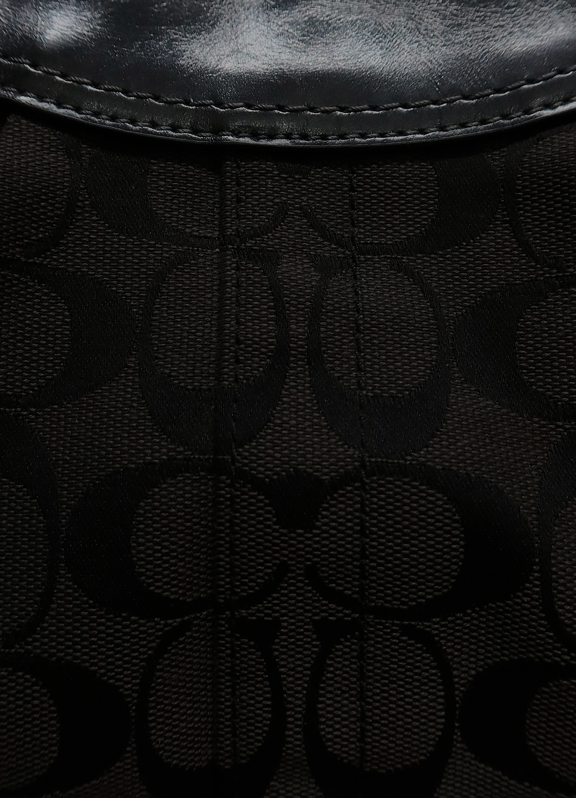 ERGO KISSLOCK PLEATED FRAMED SATCHEL SHOULDER BAG