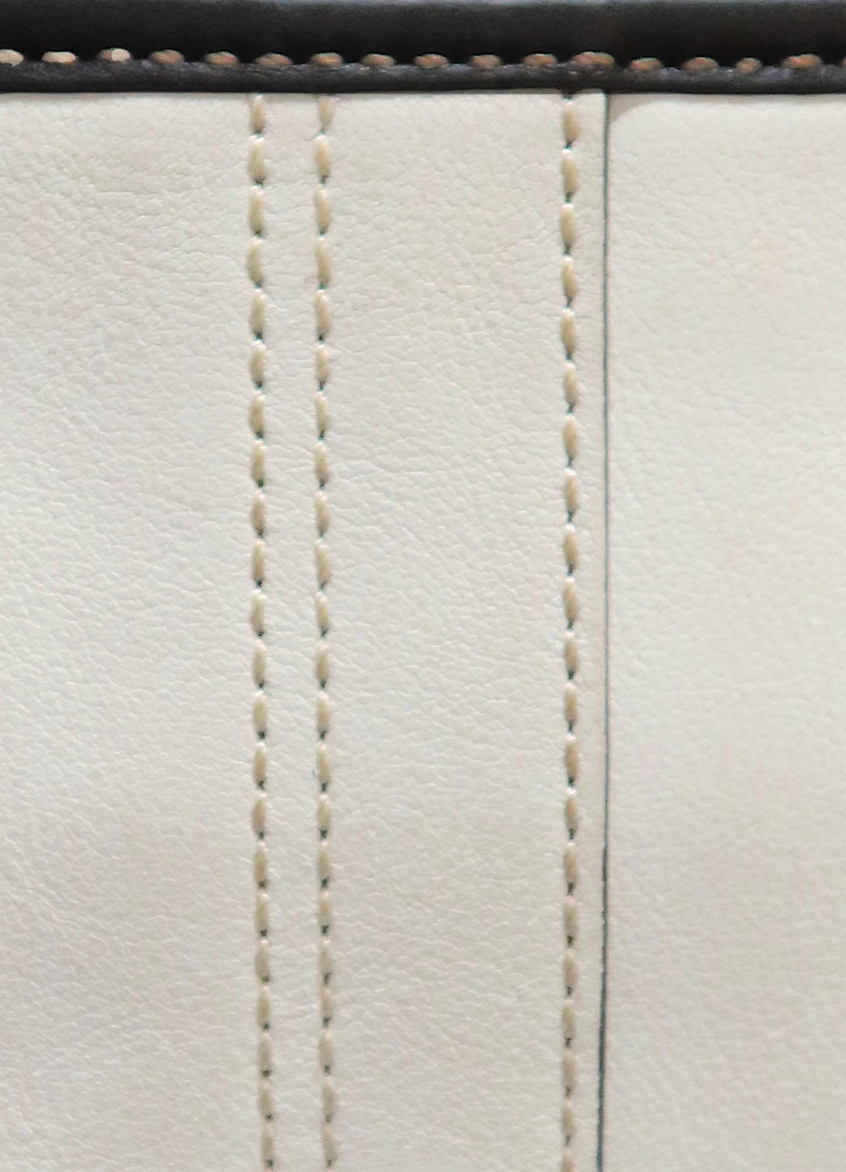 SOHO BUCKLE FLAP SHOULDER BAG