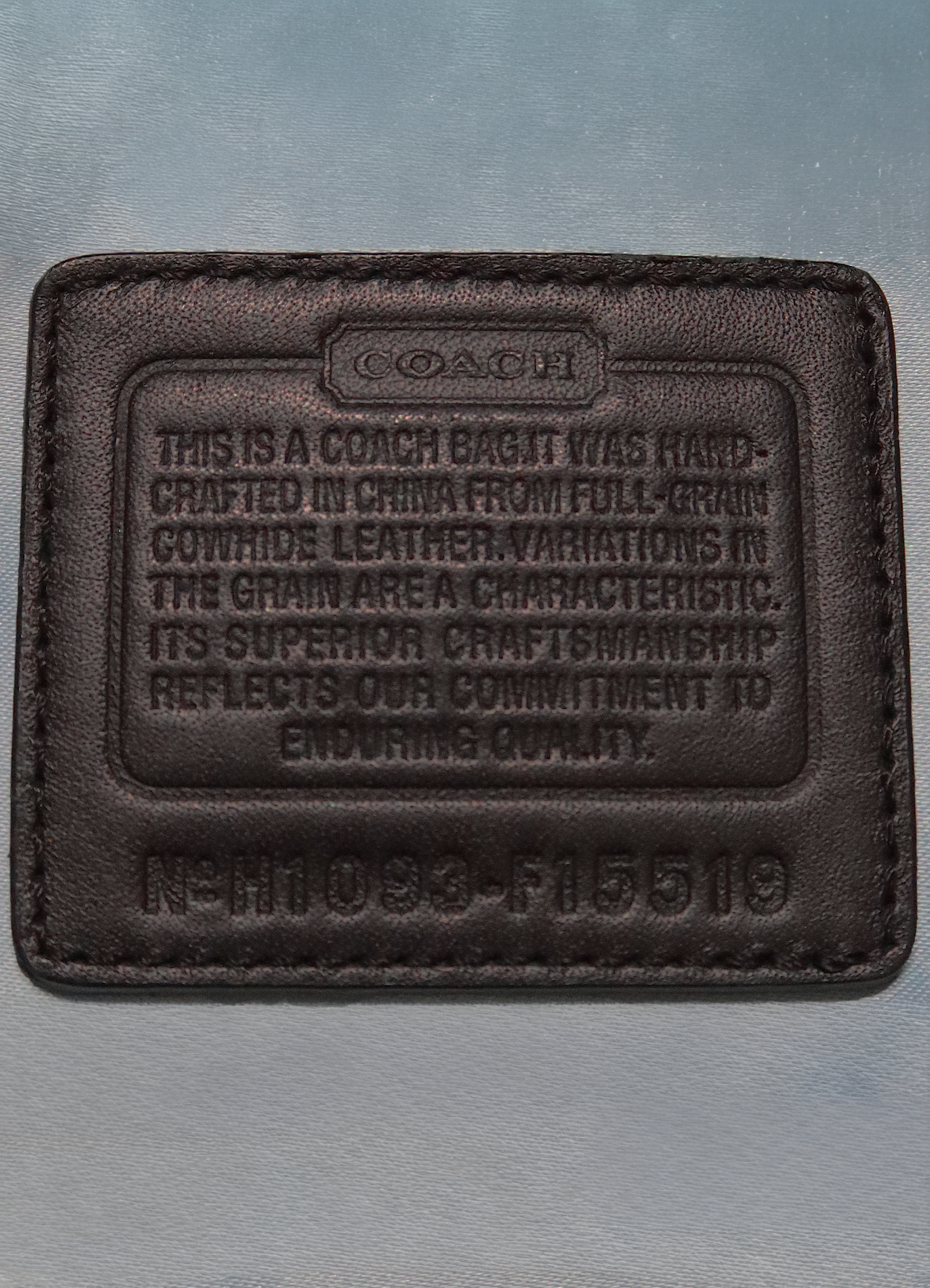 SIGNATURE STITCH BOSTON SHOULDER BAG