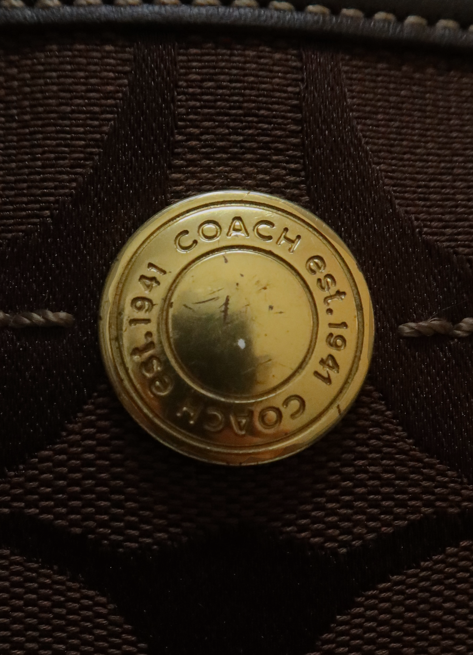 ERGO HOBO SHOULDER BAG