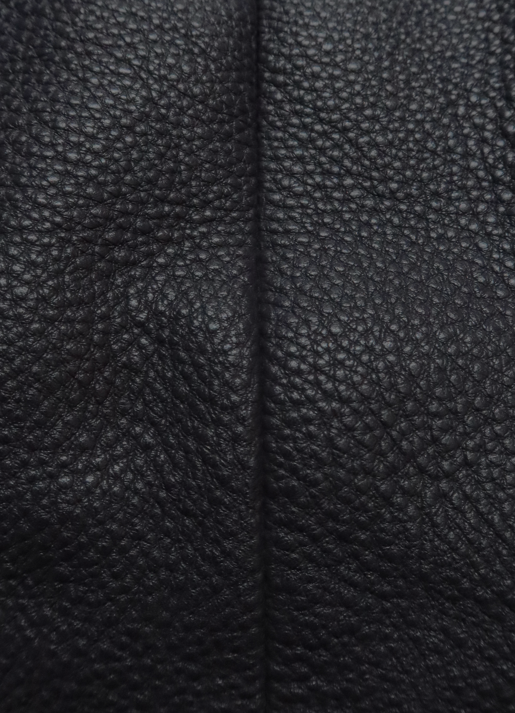 EDIE 31 SHOULDER BAG