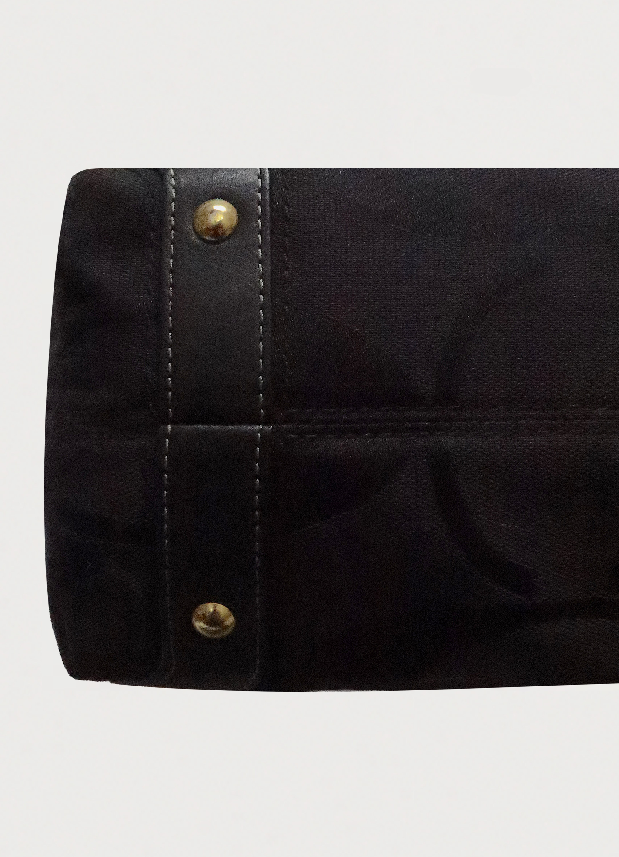 CARLY SIGNATURE TOTE BAG
