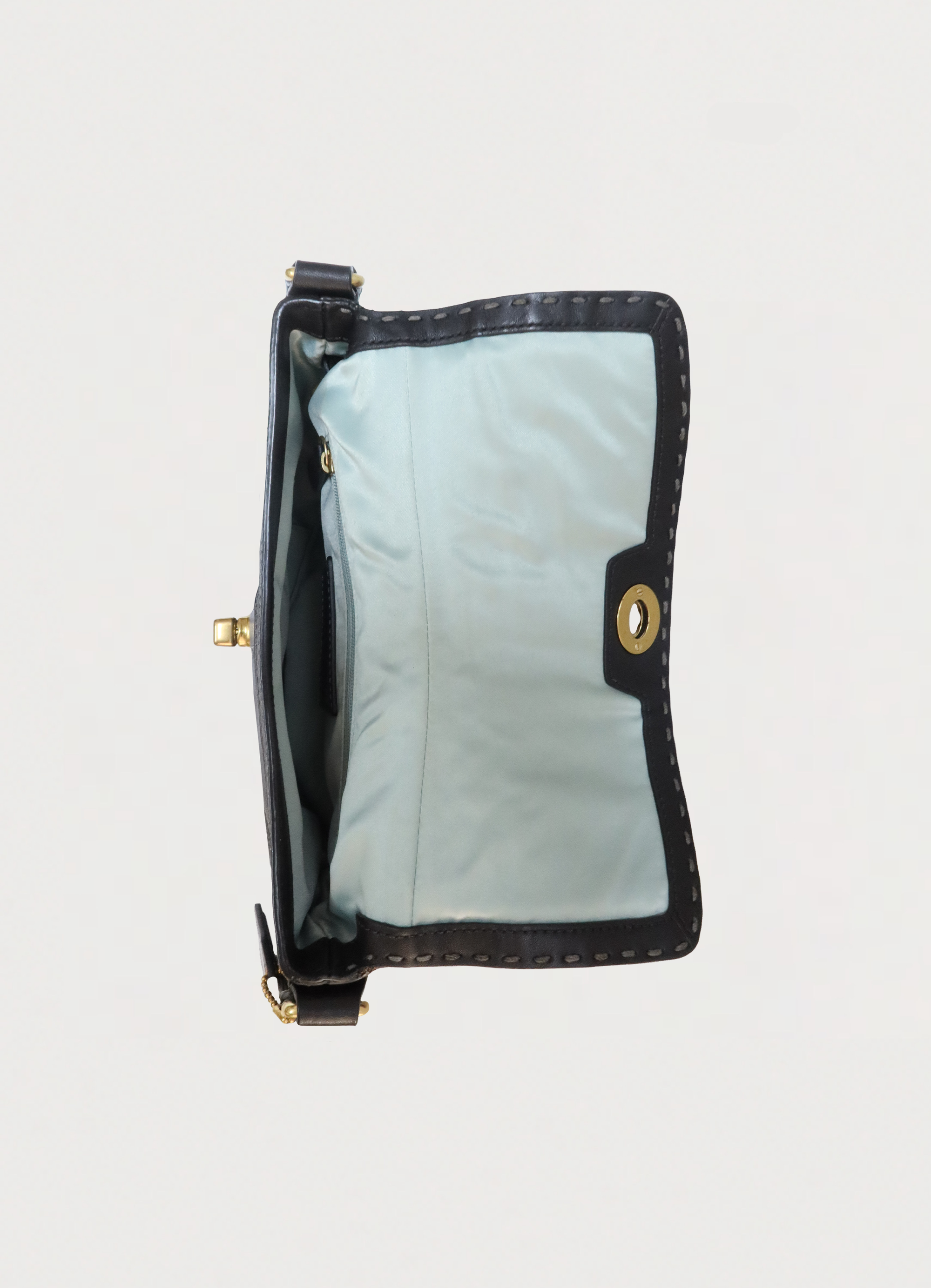 SOHO LEATHER FLAP BAG