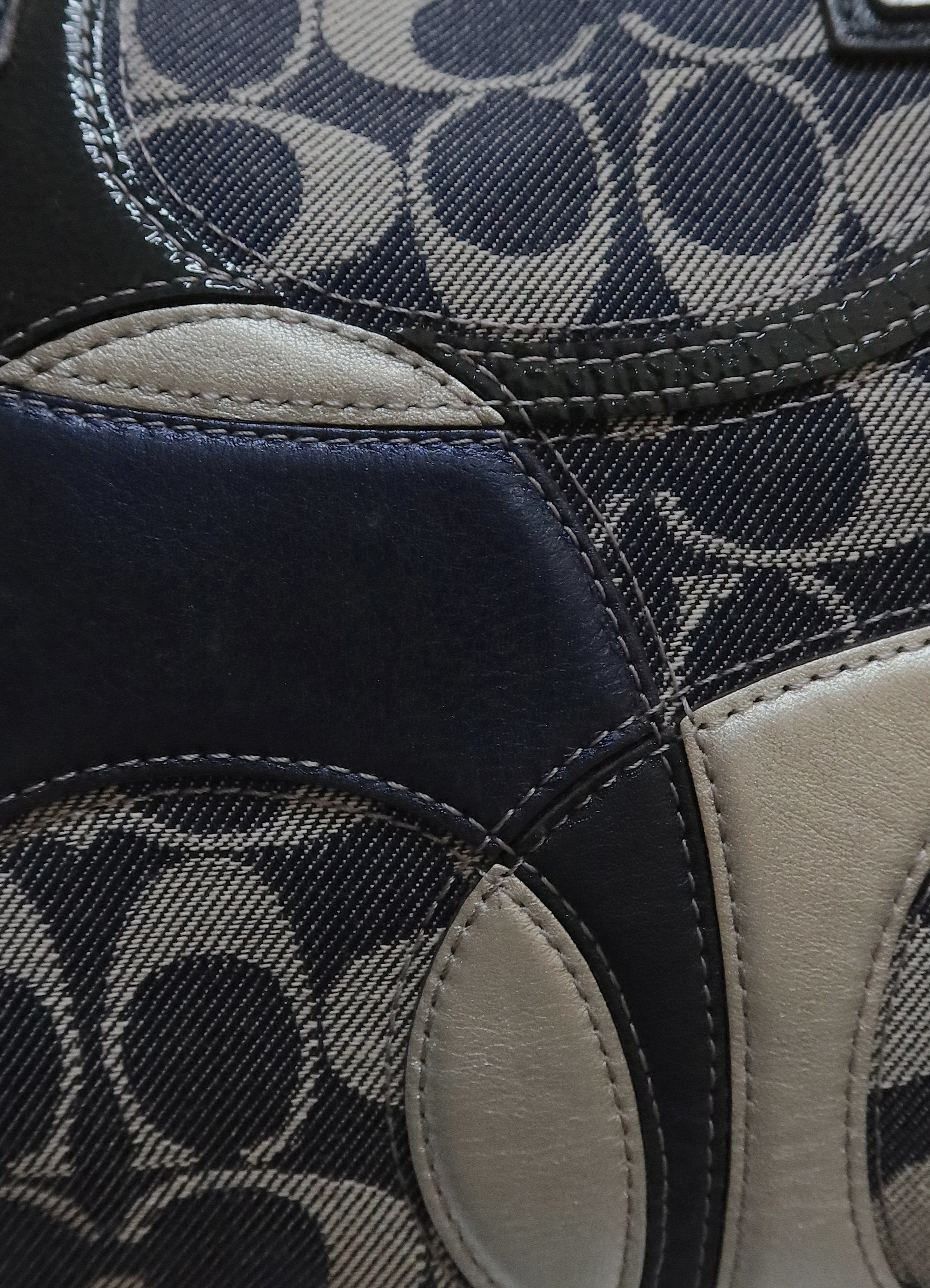 SIGNATURE DENIM PATCHWORK TOTE BAG