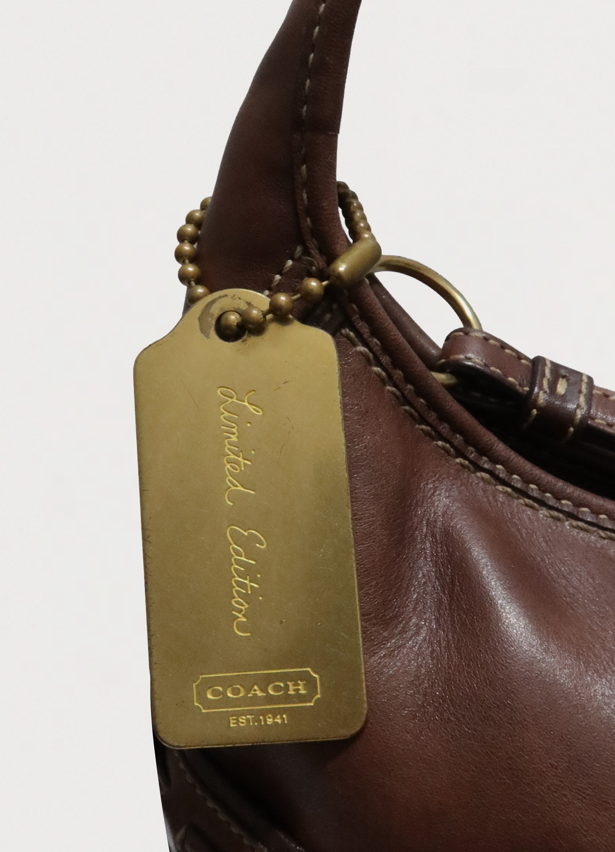 ERGO BELTED HOBO SHOULDER BAG