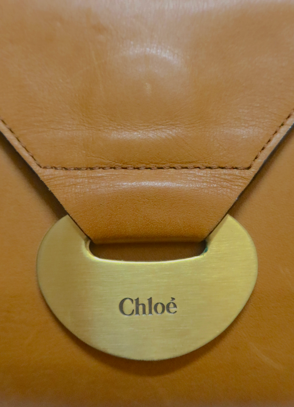 LOGO PLAQUE SHOULDER BAG