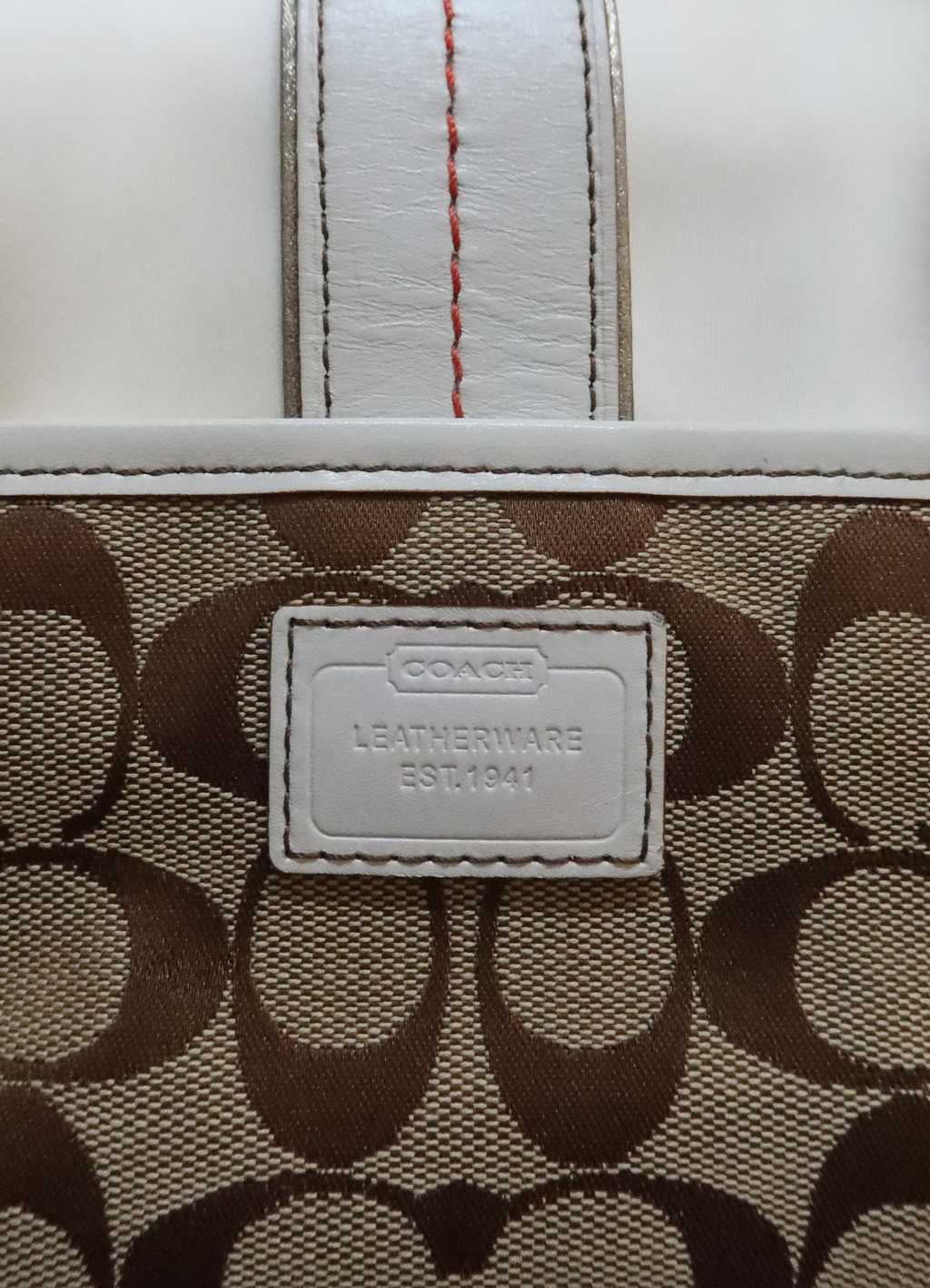 FUR TRIMMED SIGNATURE SHOULDER BAG