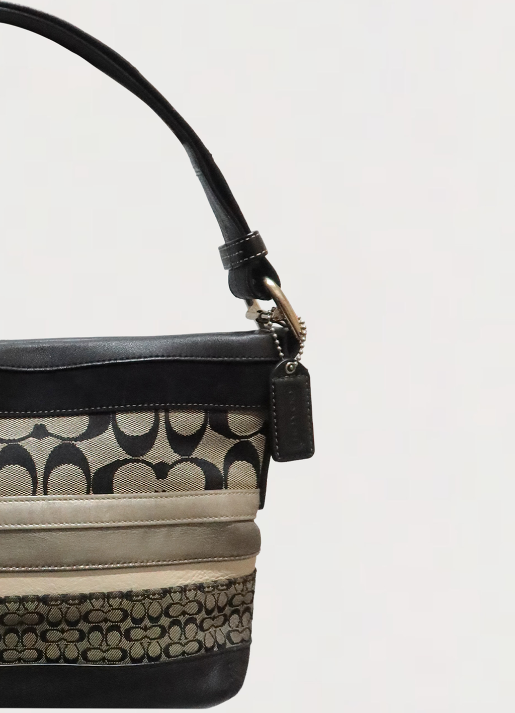 SIGNATURE PATCHWORK CONVERTIBLE SHOULDER BAG