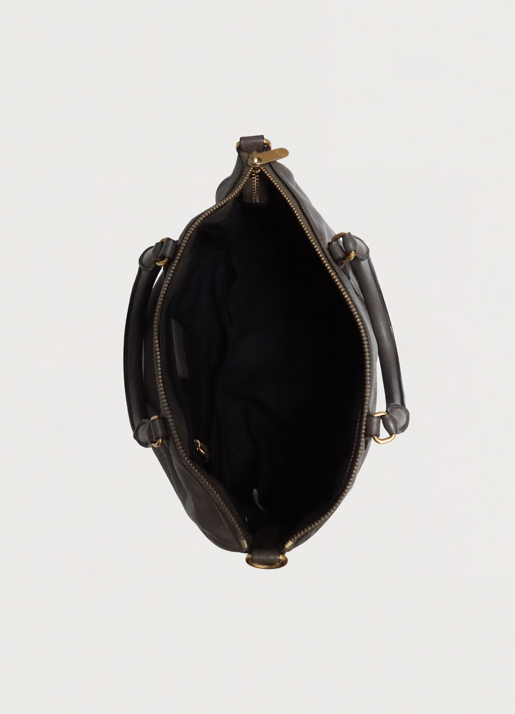 Q SMALL LEGEND SATCHEL BAG