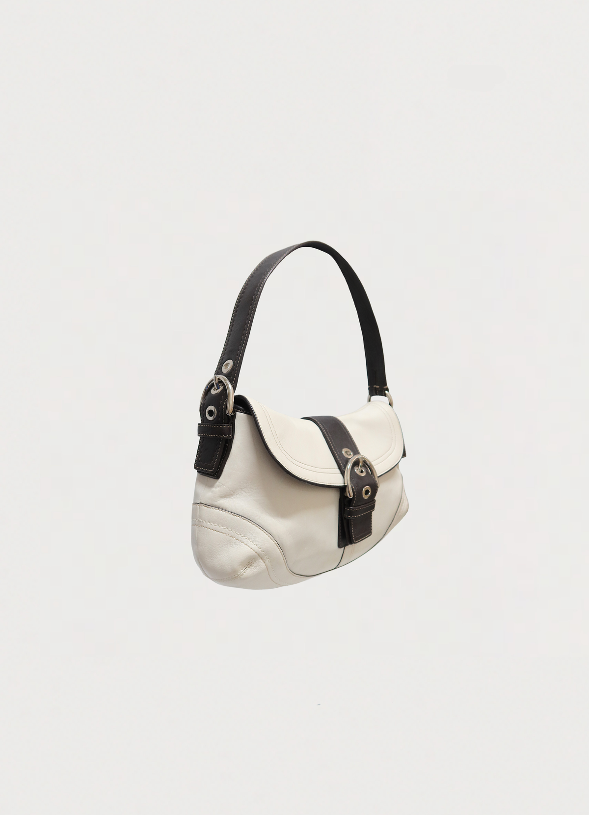 SOHO BUCKLE FLAP SHOULDER BAG