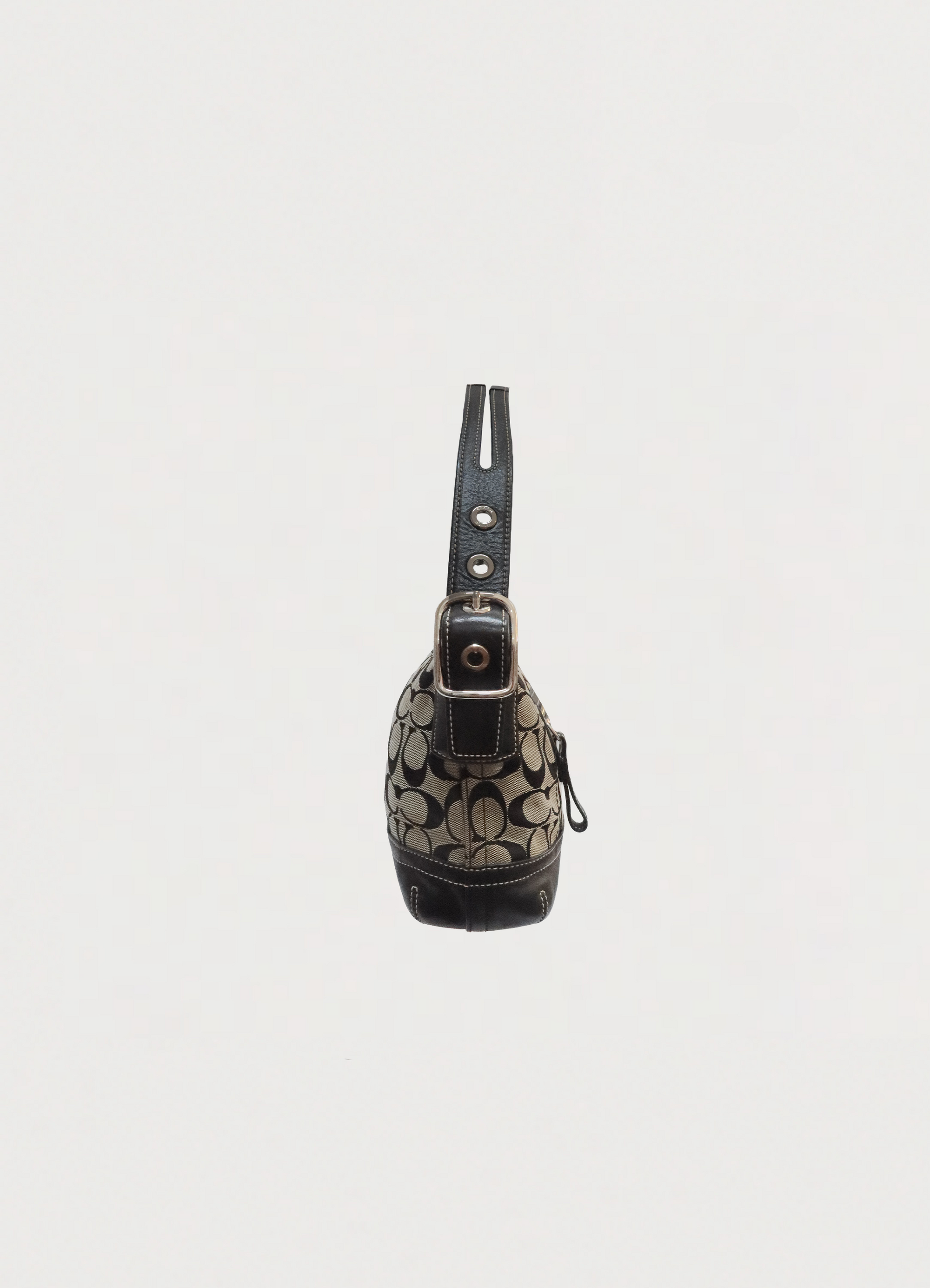 SIGNATURE SHOULDER BAG