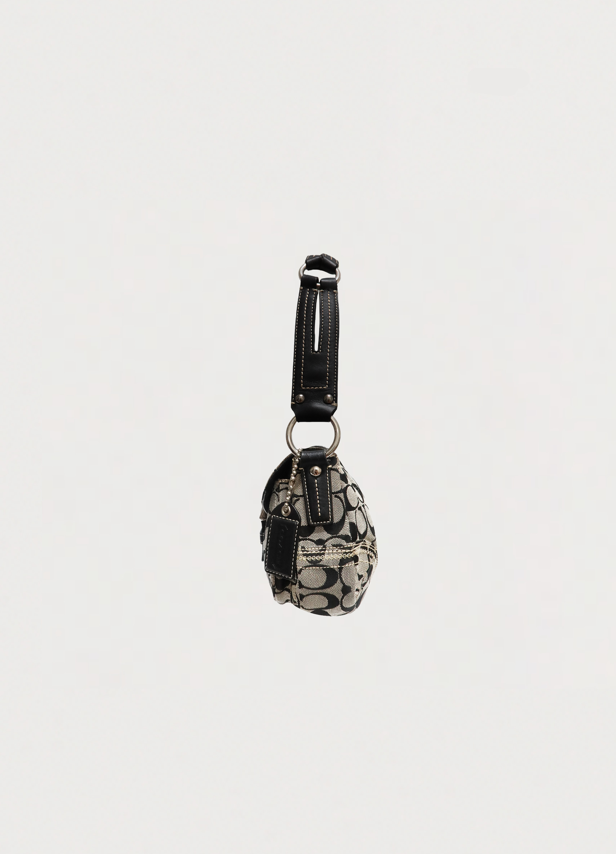 SIGNATURE SOHO POCKET SHOULDER BAG