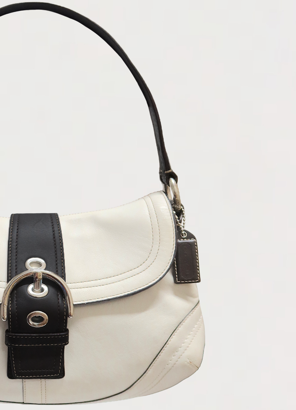 SOHO BUCKLE FLAP SHOULDER BAG