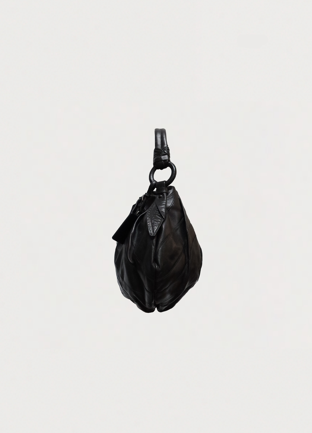 VITELLINO MORDO RUFFLE SHOULDER BAG