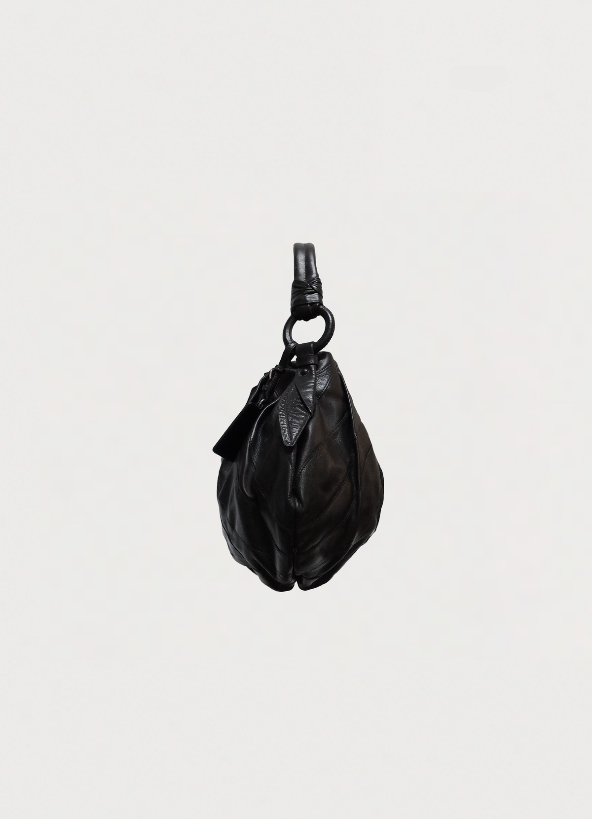 VITELLINO MORDO RUFFLE SHOULDER BAG