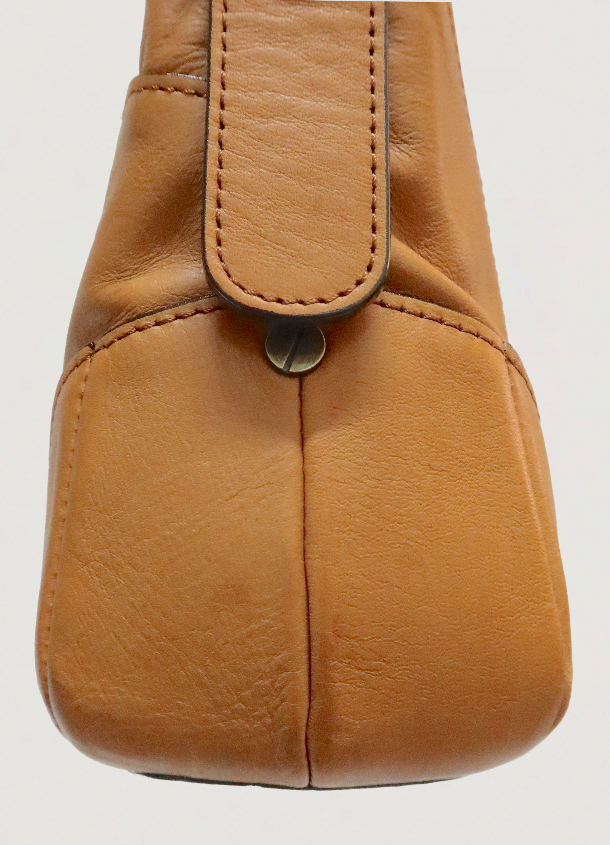 LOGO PLAQUE SHOULDER BAG