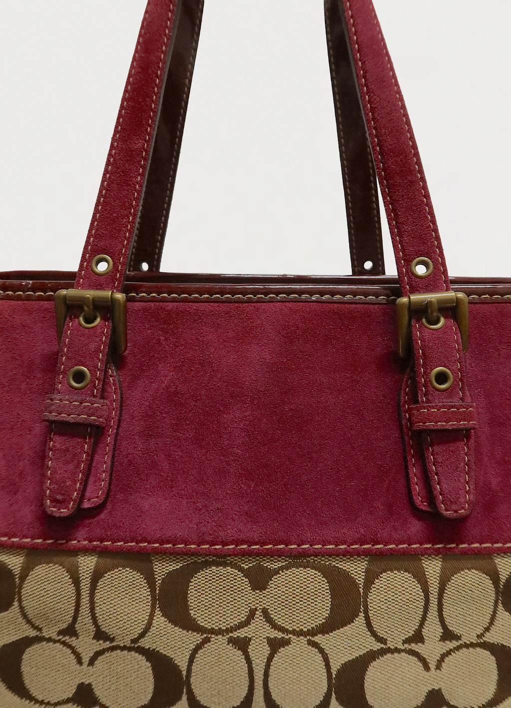 HAMPTONS SUEDE SIGNATURE TOTE BAG