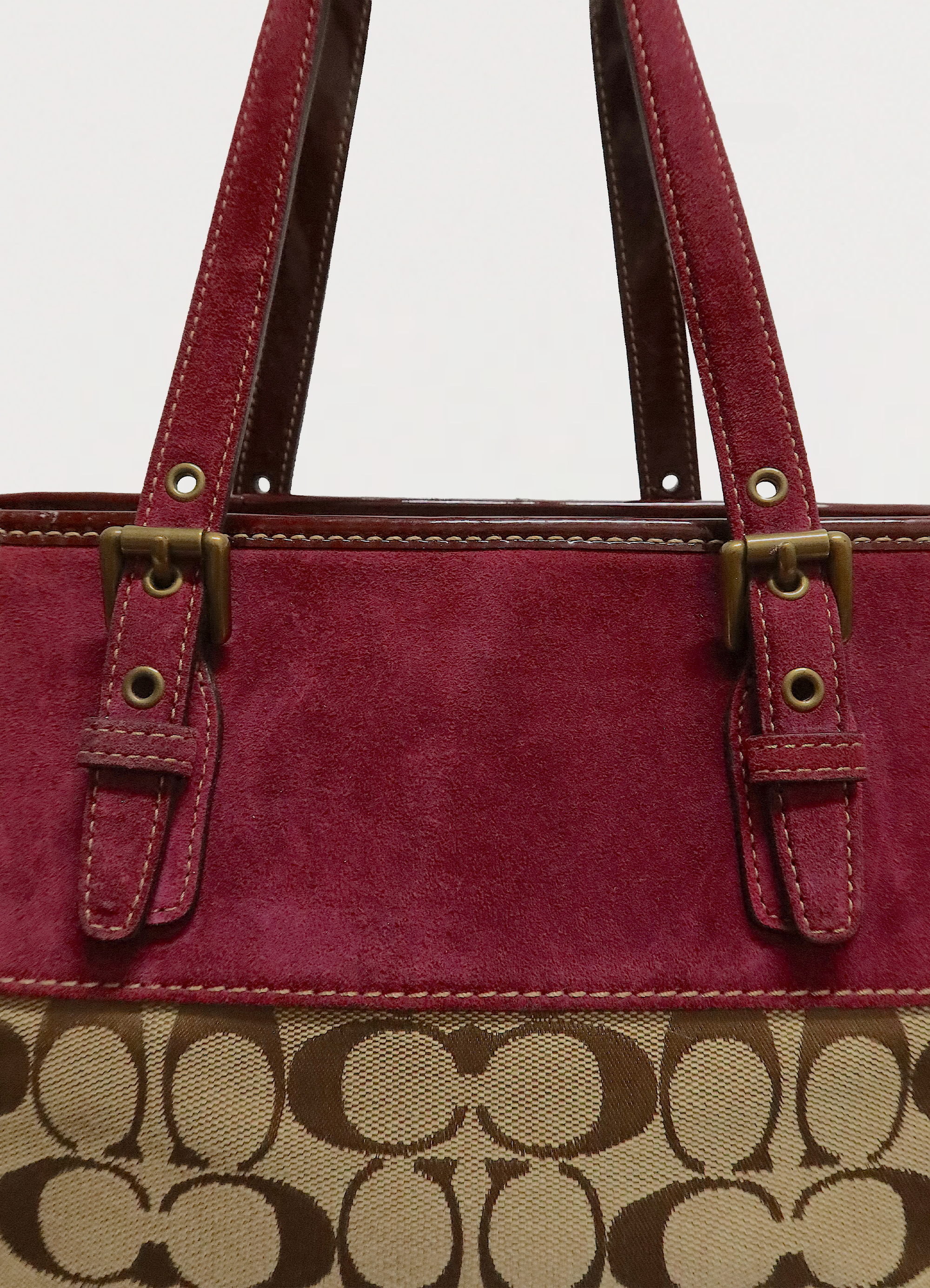 HAMPTONS SUEDE SIGNATURE TOTE BAG