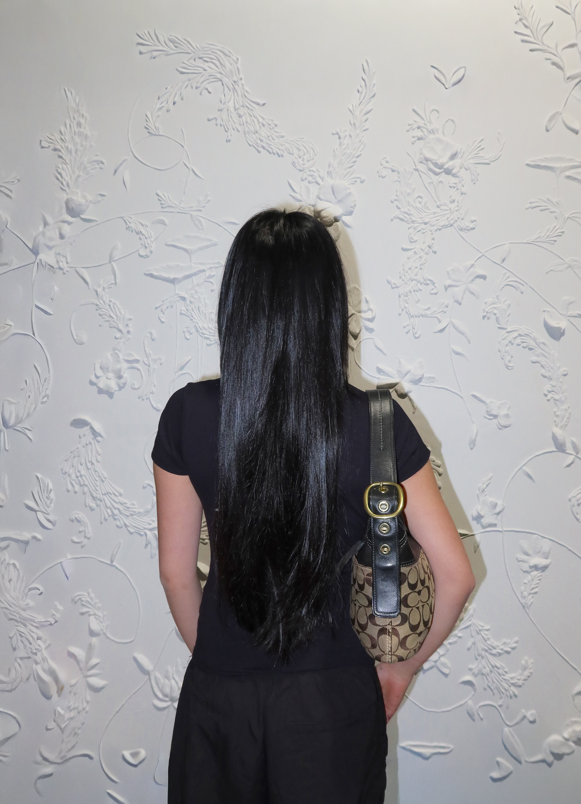 SIGNATURE BLEEKER SHOULDER BAG