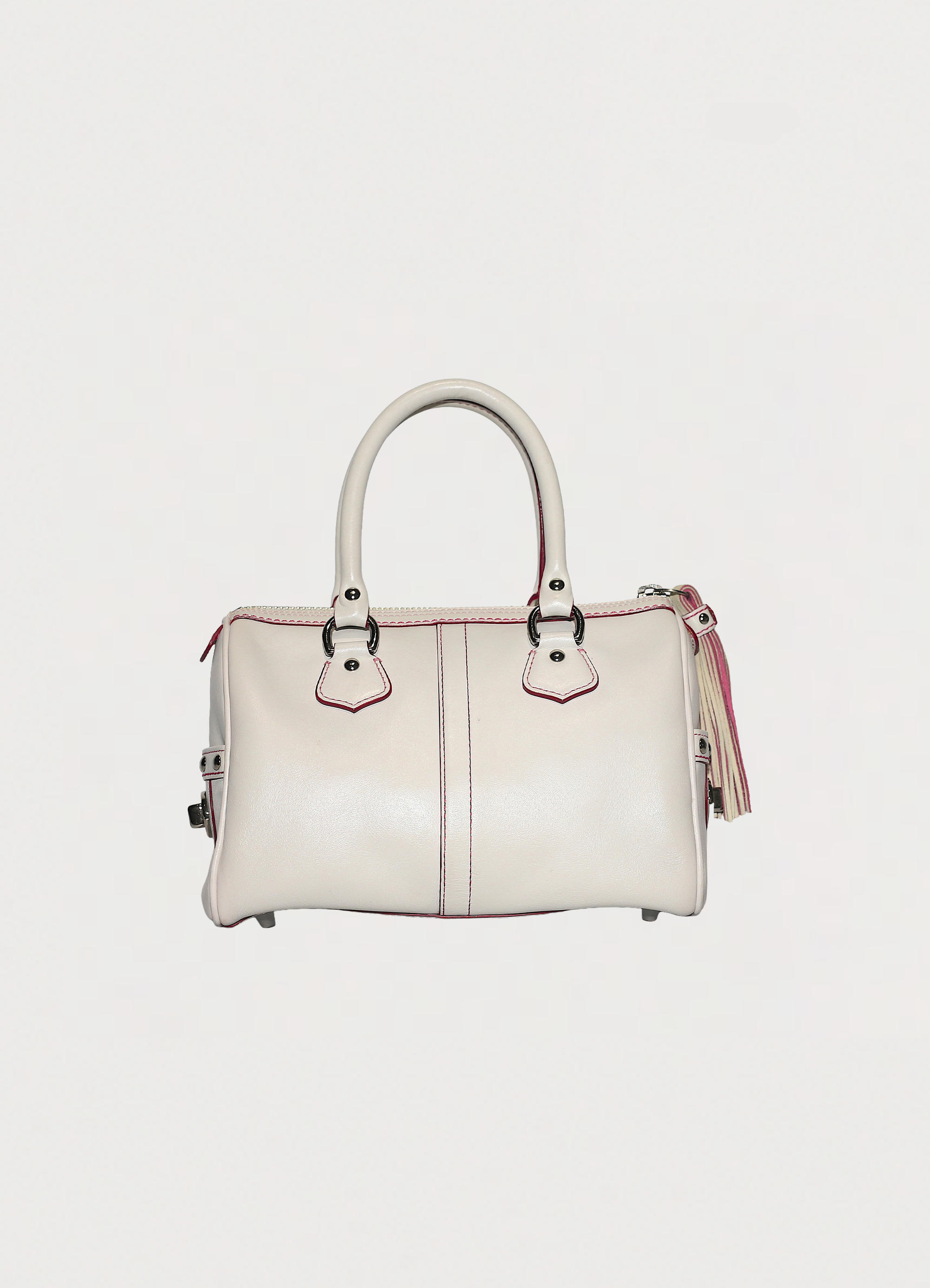 Vintage Coach embroidered heart satchel in leather with suede trim showing back